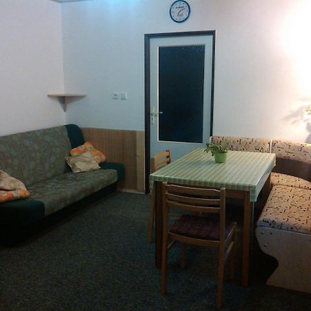 Apartmany Kuratko ベネツコ エクステリア 写真